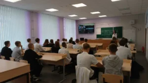 Учение слушают учителя