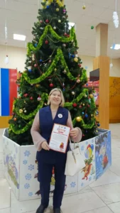 Ирина Викторовна с грамотой