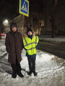 Ученик в дежурной форме